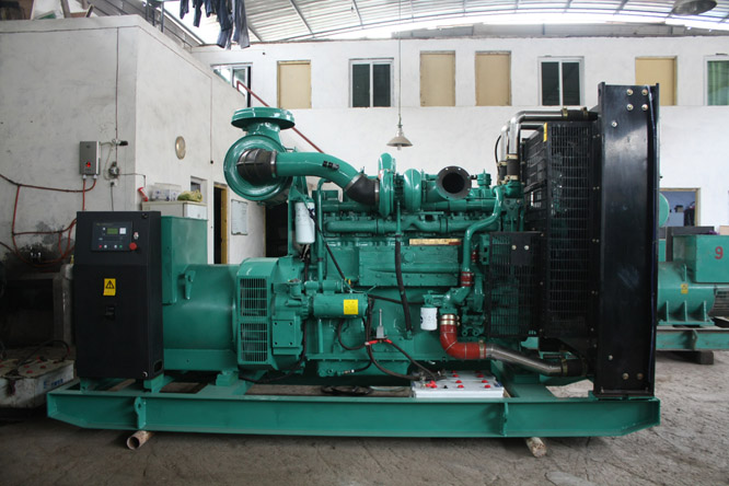 郊区环保无噪音：租用静音发电机组，为环境和耳朵双重保驾护航